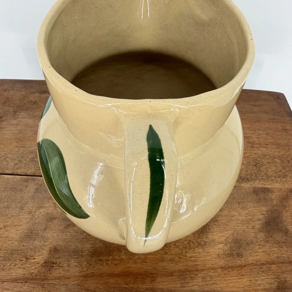 VTG Watt Pottery Apple Pitcher #17 Large 64oz Ice Lip Oven Ware USA - No Crazing